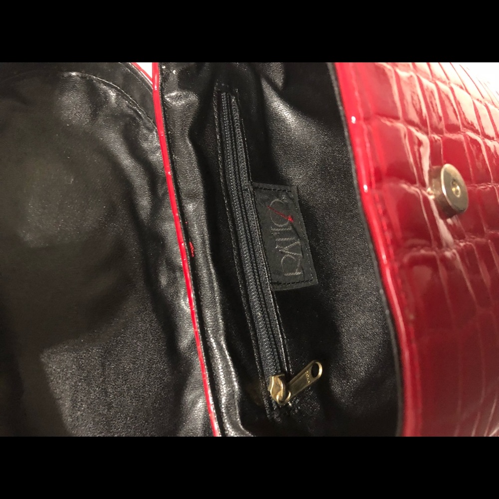 RED RATIO PURSE - Picture 4 of 5